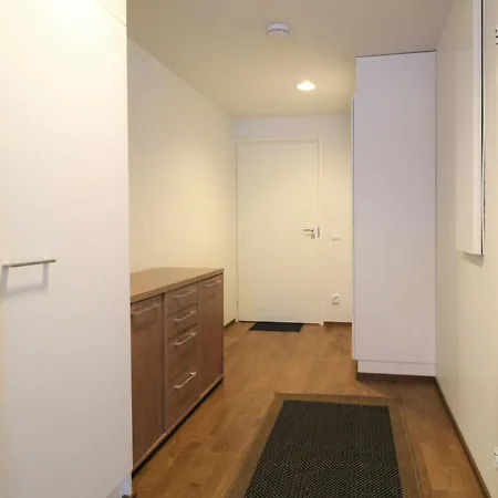 Convenient For 5 With Sauna *